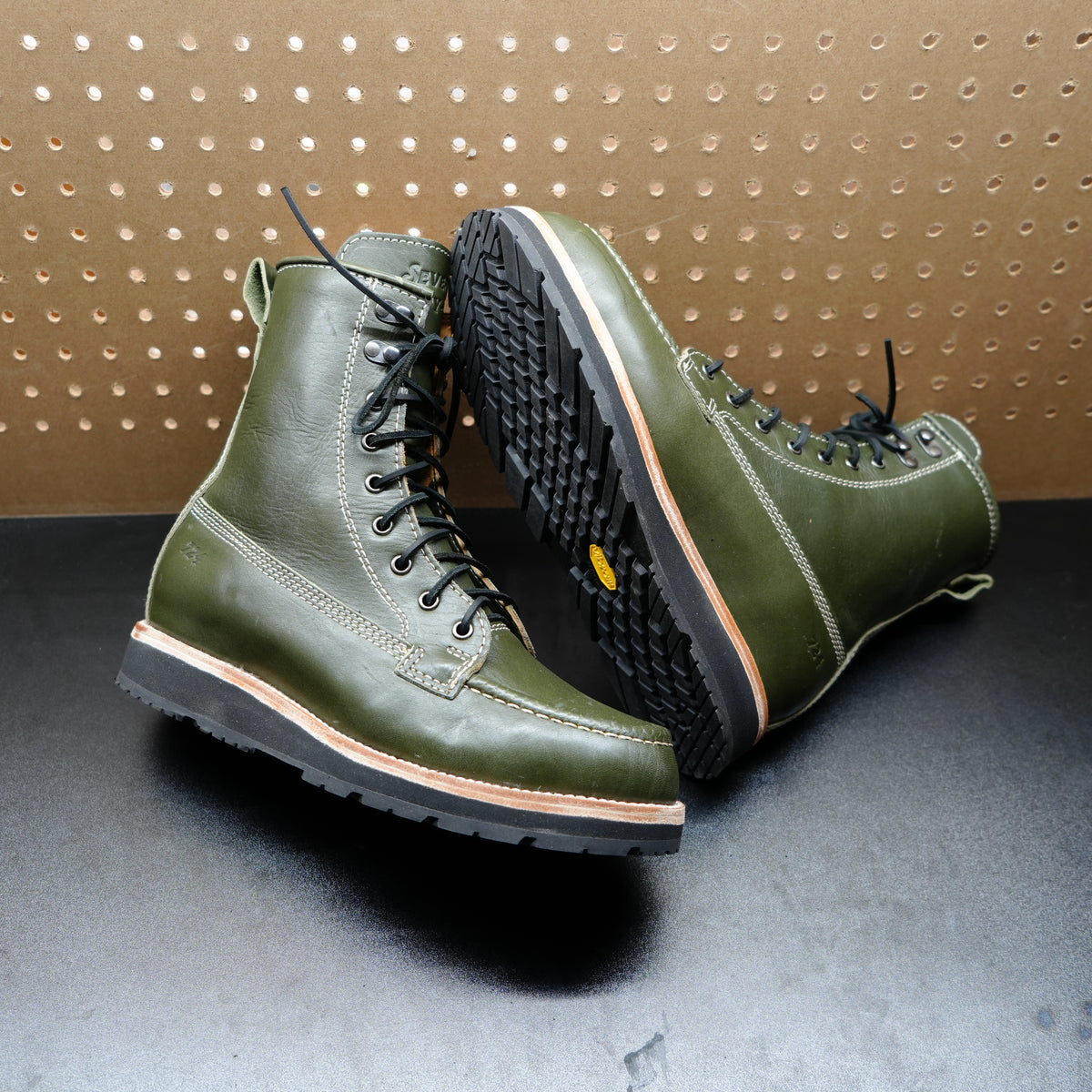 Weekly Build #3, Size 9 Forest Full Grain + Vibram 1330 Newporter